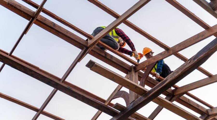 Professional residential roofers in Redwood, MS